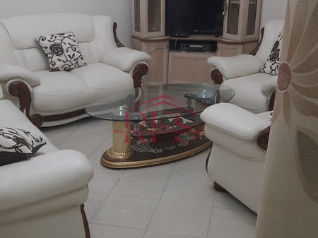 🏡 Jepet me Qera Apartament 2+1 📍 Prane Fakultetit Ekonomik, Rruga e Elbasanit