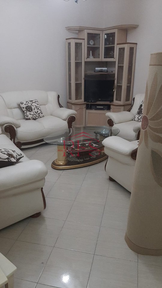🏡 Jepet me Qera Apartament 2+1 📍 Prane Fakultetit Ekonomik, Rruga e Elbasanit