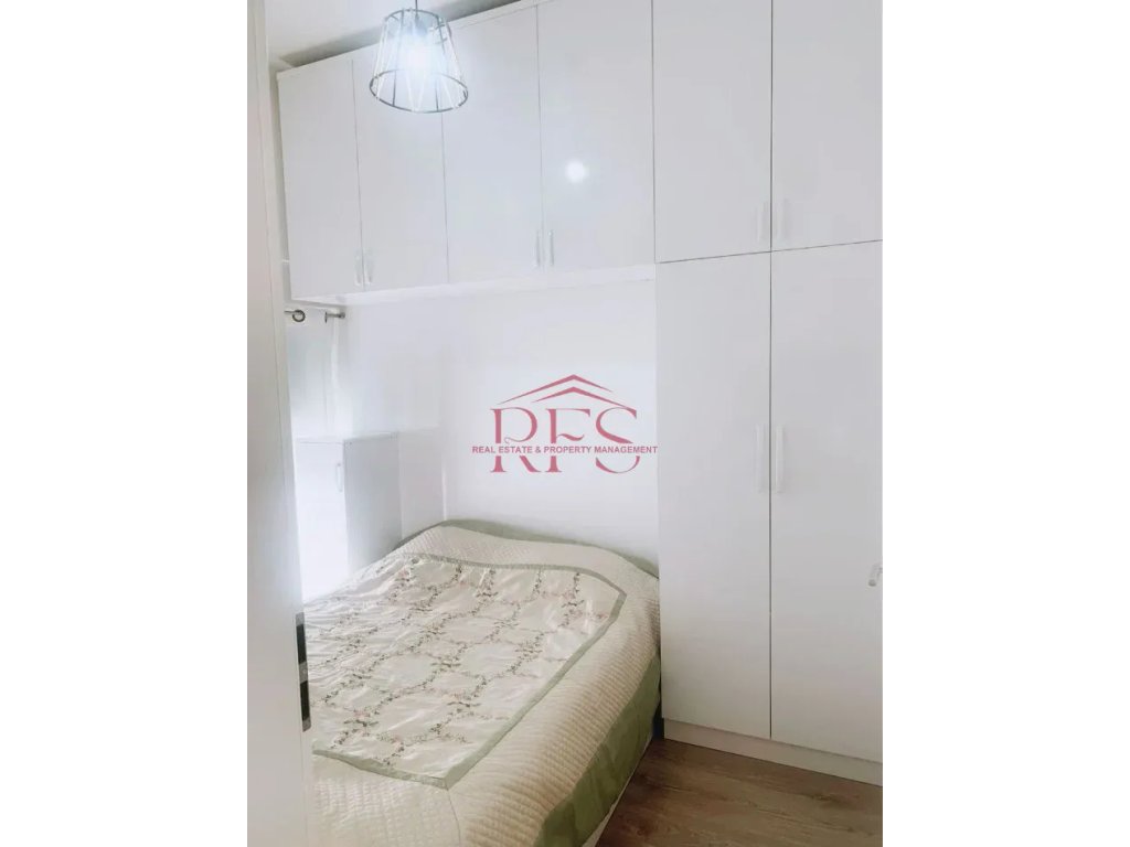 Gallery 01