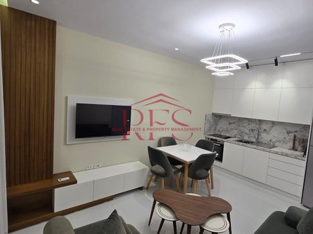 JEPET ME QERA APARTAMENT 1+1 TEK UNIVERS CITY NE QTU