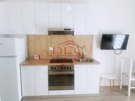 Jepet me Qira Apartament i sapomobiluar në Ali Demi, Kompleksi Mangalem