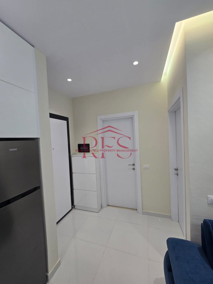 JEPET ME QERA APARTAMENT 1+1 TEK UNIVERS CITY NE QTU