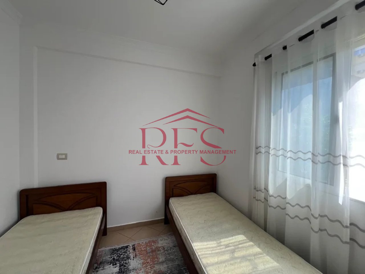 🏡 Paguaj vetem qerane mujore pa garanci..... apartament  2+1per 5 persona ne Astir , me cmim super te ulet, 420 euro ne muaj