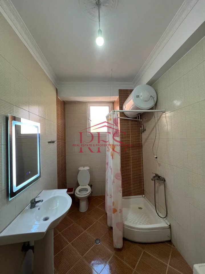 🏡 Paguaj vetem qerane mujore pa garanci..... apartament  2+1per 5 persona ne Astir , me cmim super te ulet, 420 euro ne muaj