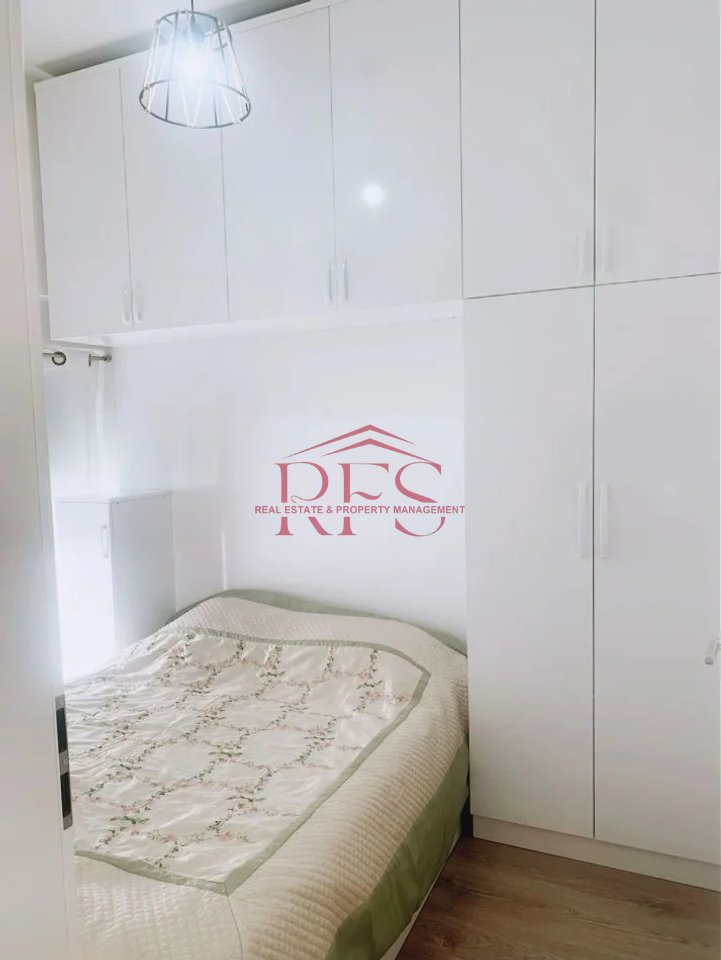 Jepet me Qira Apartament i sapomobiluar në Ali Demi, Kompleksi Mangalem