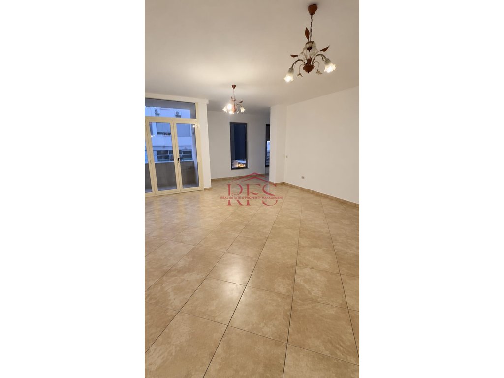 Gallery 01