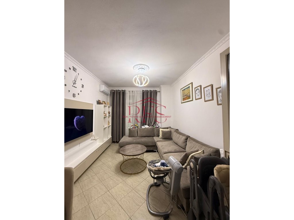 Gallery 01