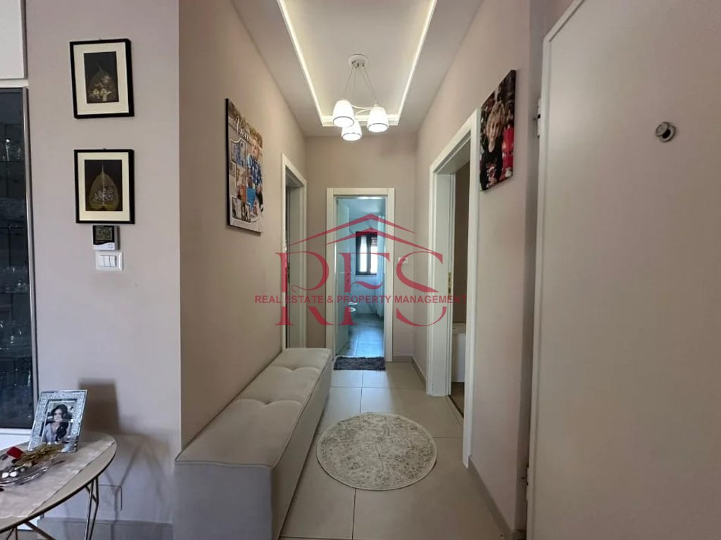 Gallery 01