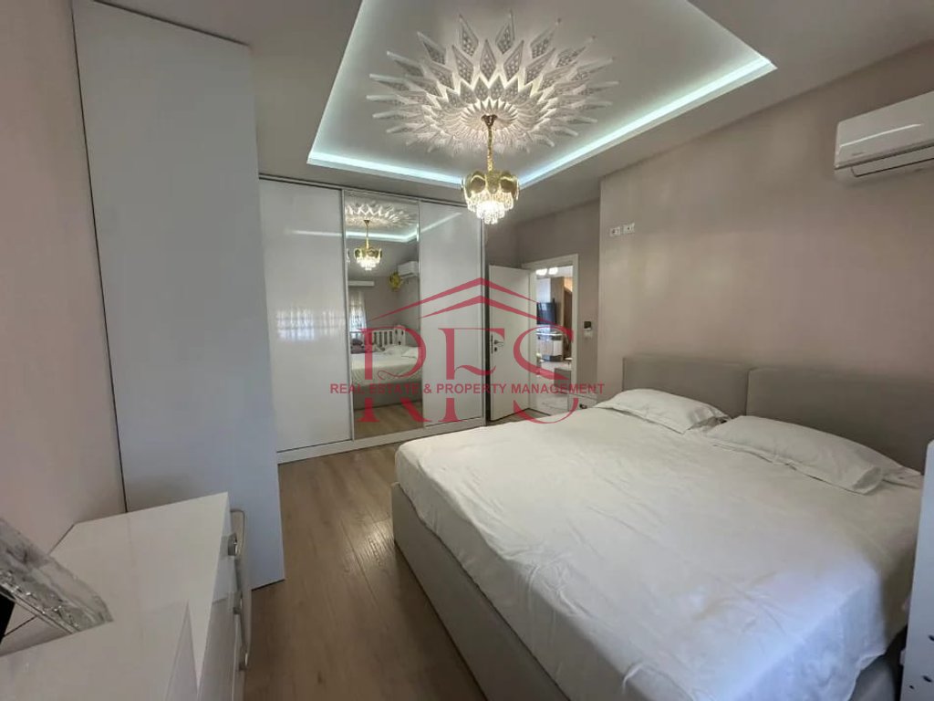 Gallery 01