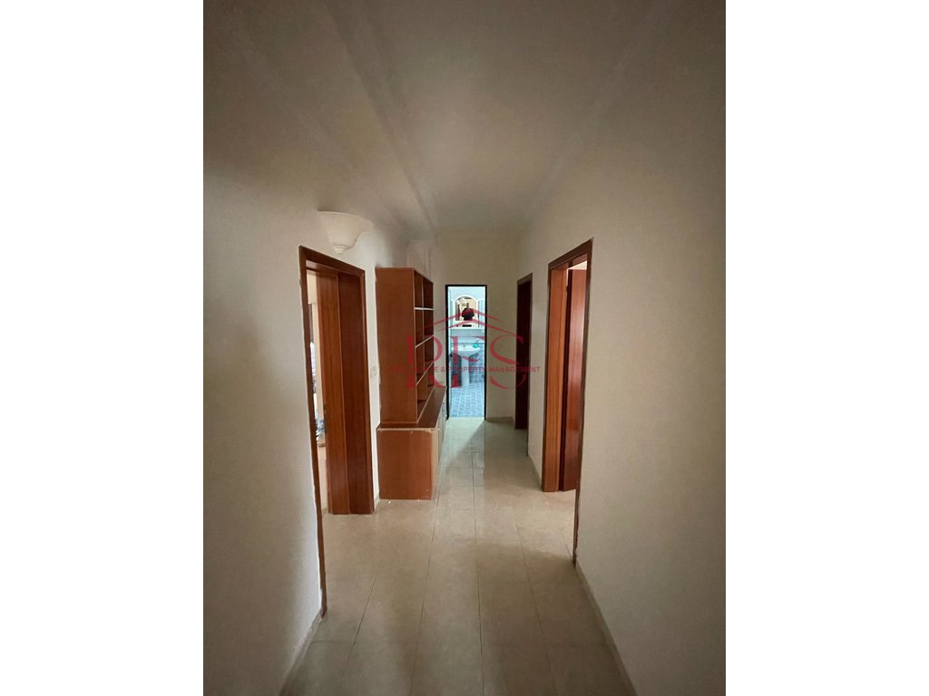 Gallery 01