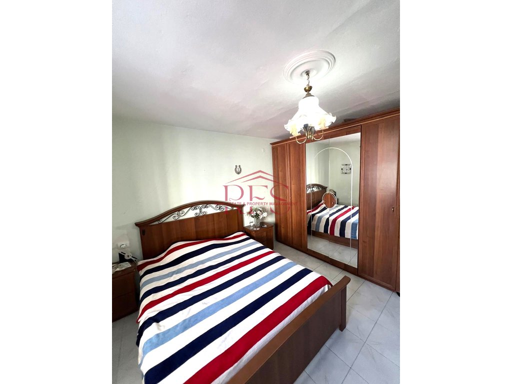 Gallery 01