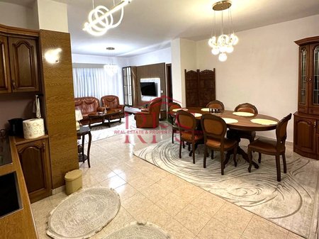 ✅ Jepet me qera apartament 2+1 ne Laprake te Rruga Dritan Hoxha 💰700 mije leke te vjetra