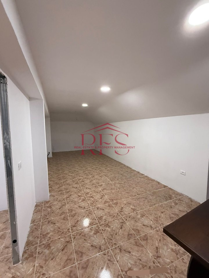 🏡 Jepet me qera vilë 3-katëshe – Allias | 2 milion lekë/muaj