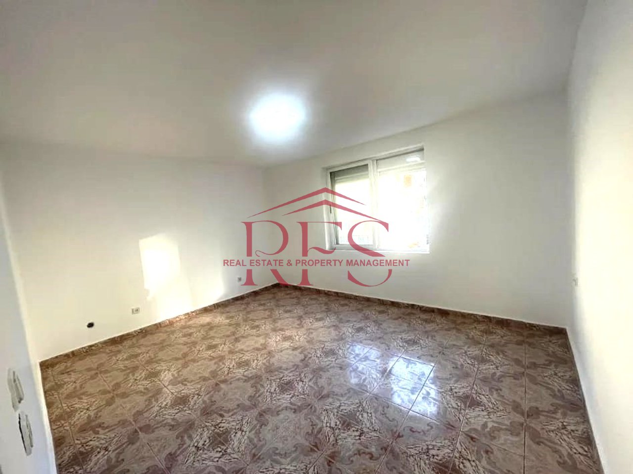 🏡 Appartamento 2+1+Balcone in affitto in via Ferit Xhajko, Piccolo Anello ✨  500 euro/mese