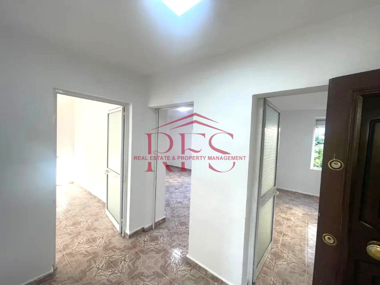 🏡 Appartamento 2+1+Balcone in affitto in via Ferit Xhajko, Piccolo Anello ✨  500 euro/mese
