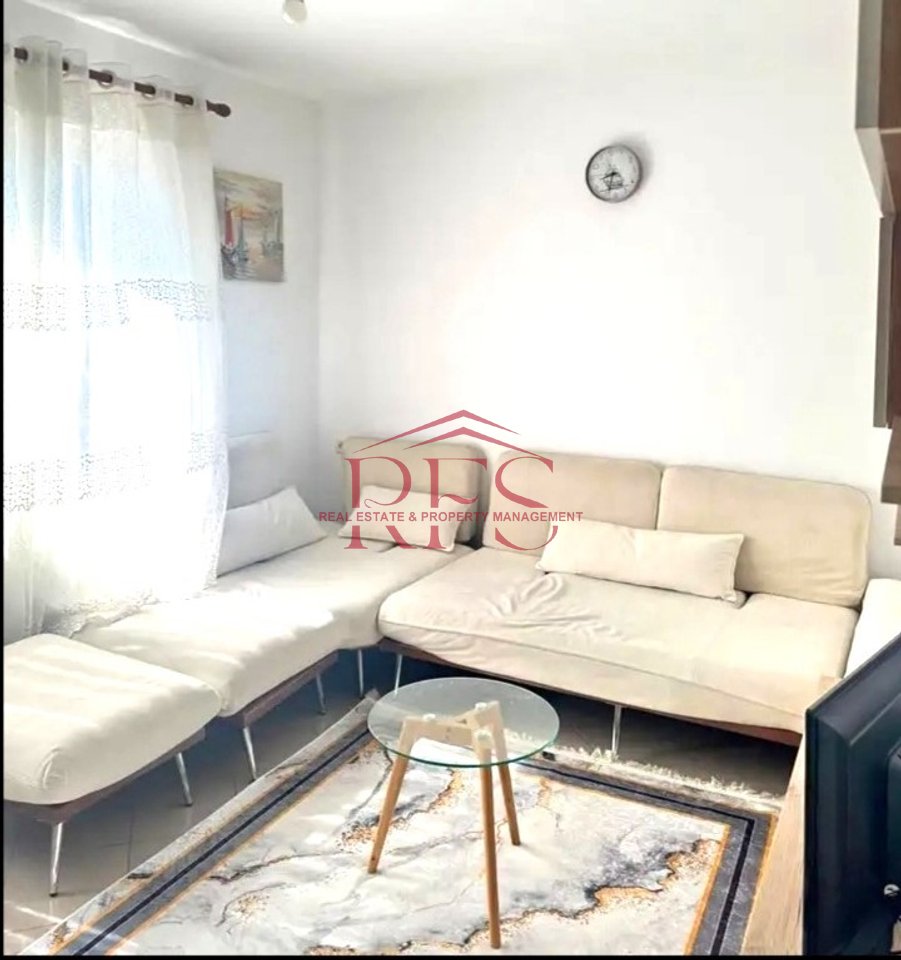 🏡 Jepet me qera shtëpi private 1+1 per 420 euro në Shkoze