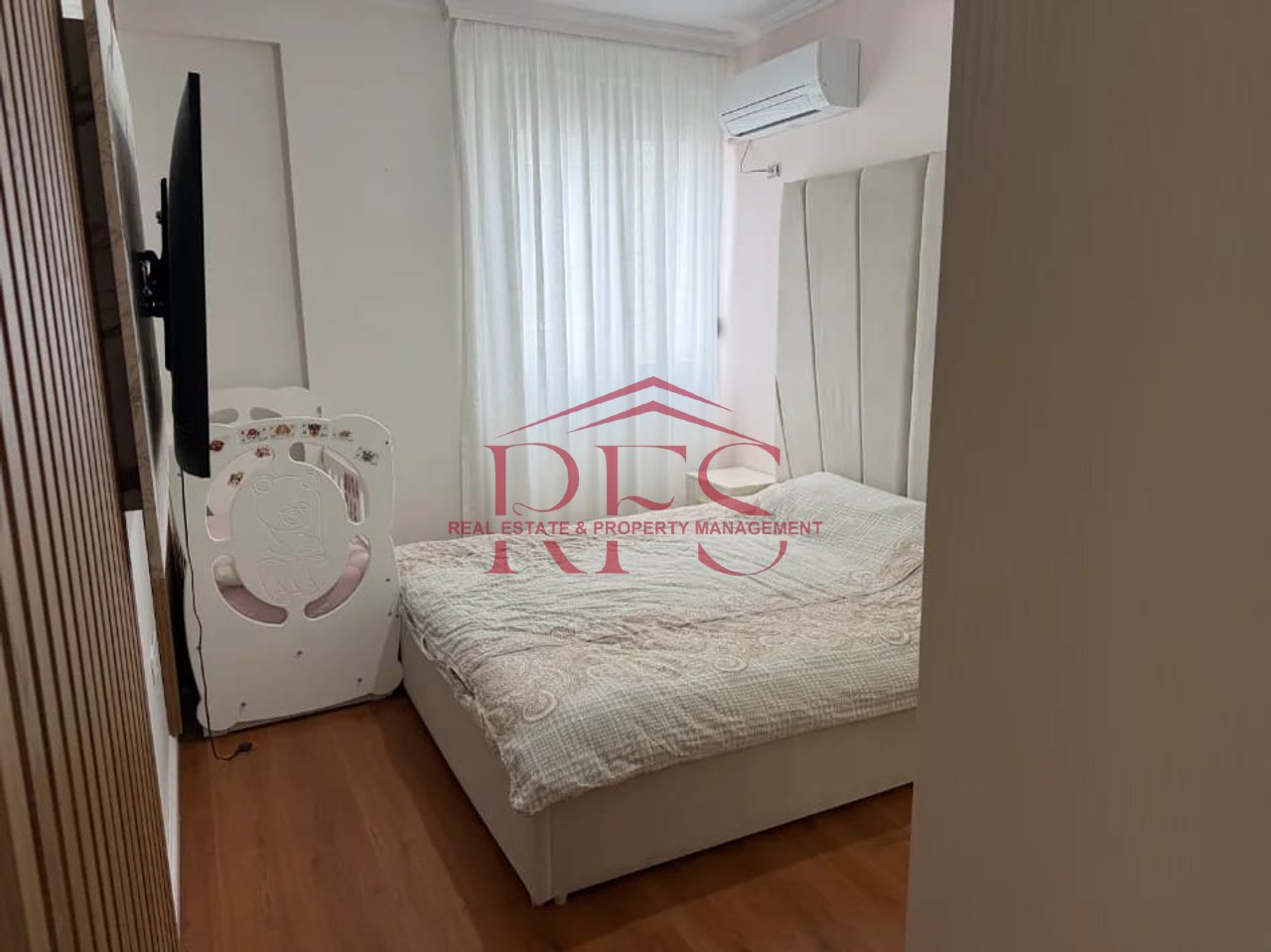 🏡 JEPET ME QERA APARTAMENT 2+1 – LIQENI I THATË | KOPSHTI BOTANIK – 750 euro