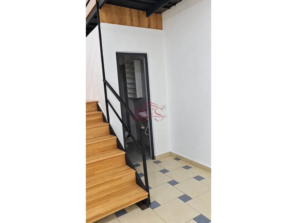 Gallery 01