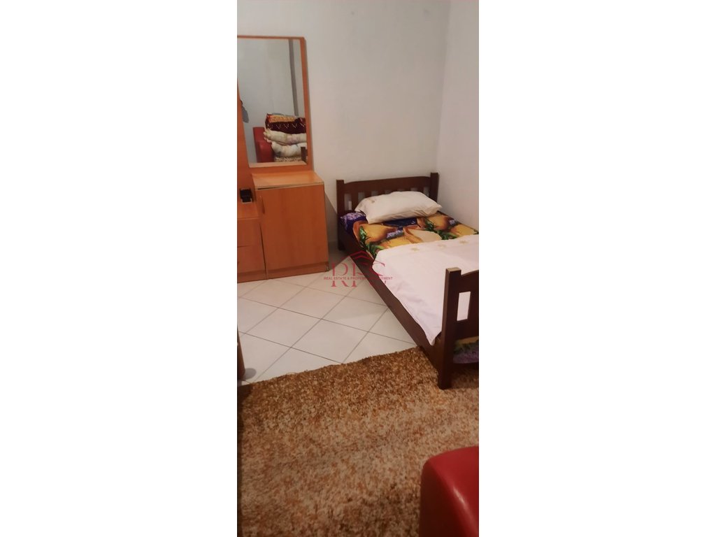 Gallery 01