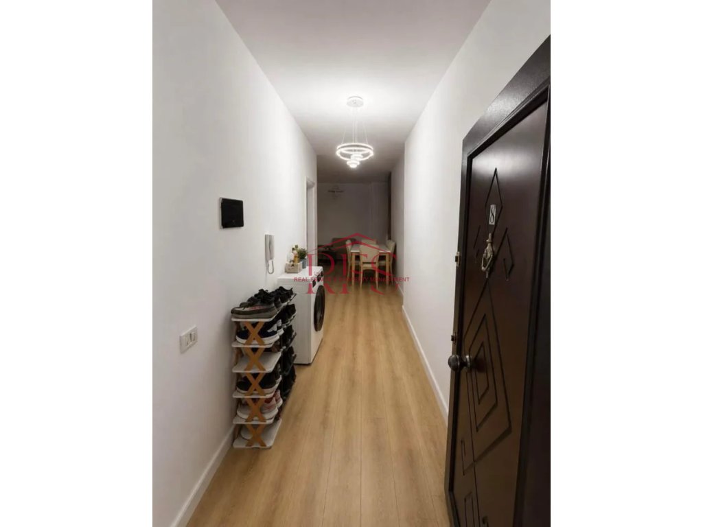 Gallery 01