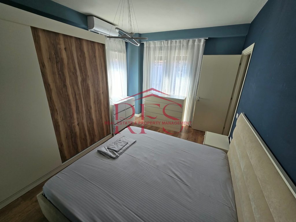 Gallery 01