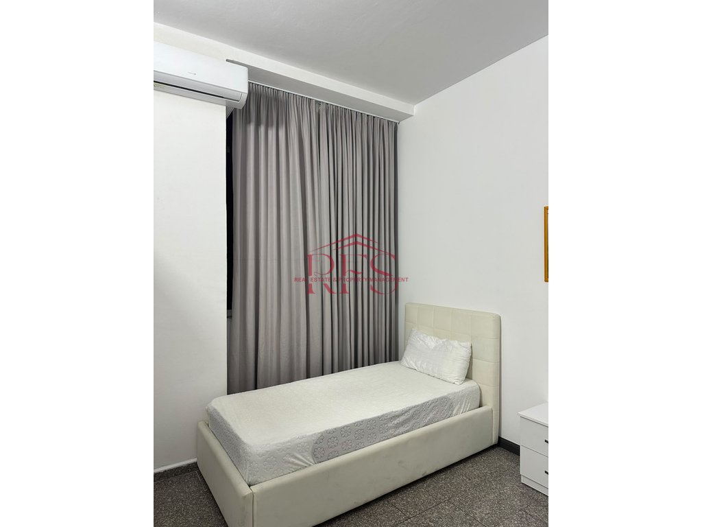 Gallery 01