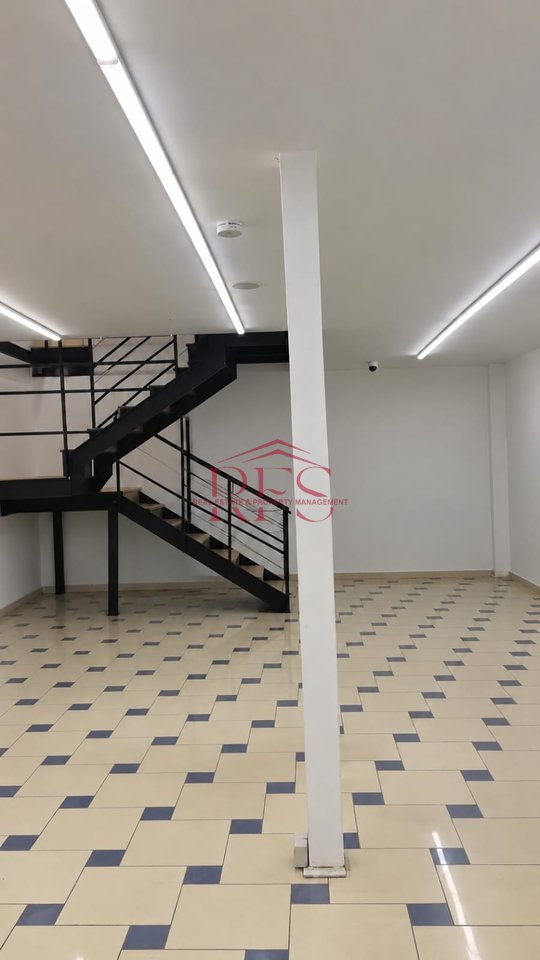 🏢 FOR RENT – DUPLEX BUSINESS PREMISES📍 NEAR MYSLYM SHYRI 🔥134 m² for 1,500 €