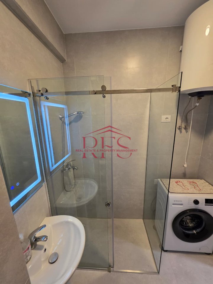 🏡 SUPER APPARTAMENTO 1+1 IN AFFITTO – 60.000 L | INCLUSO POSTO AUTO – URBAN GATE, ASTIR
