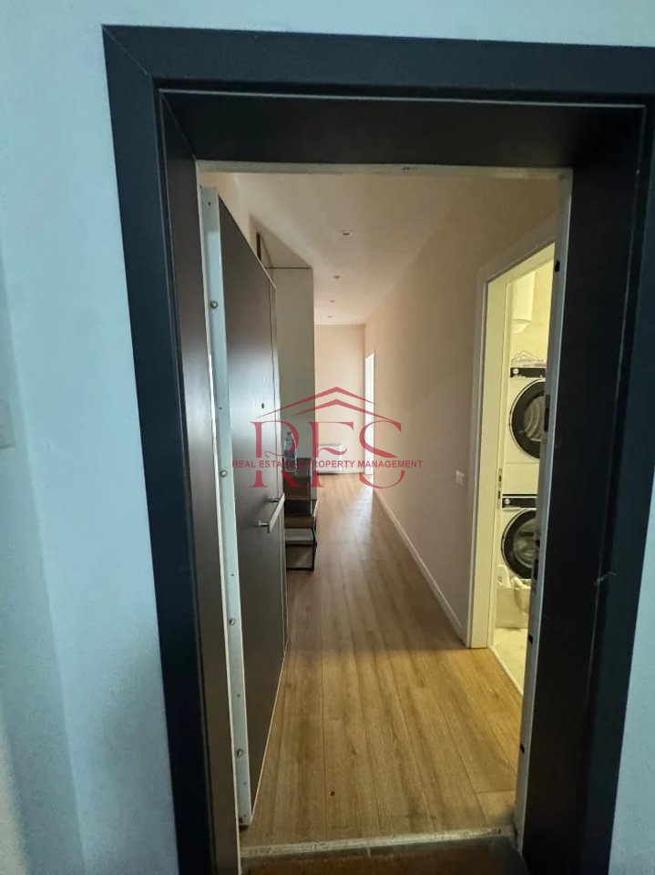 🏡✨ Jepet me qera apartament 2+1+2 – Kompleksi Arlis, Farmacia 10, QSUT | 800 mije lekë/muaj 🔑