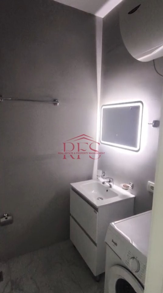 🏡 Appartamento 2+1+Balcone in affitto a 5 Maji – 650 mila lek vecchi/mese 🔑✨