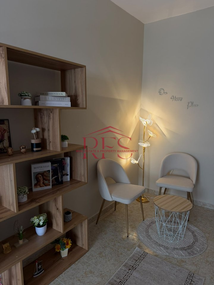 🏡 Casa privata in affitto 1+1 vicino alla Facoltà di Economia – 700 mila lek vecchi/mese 🎓🔑