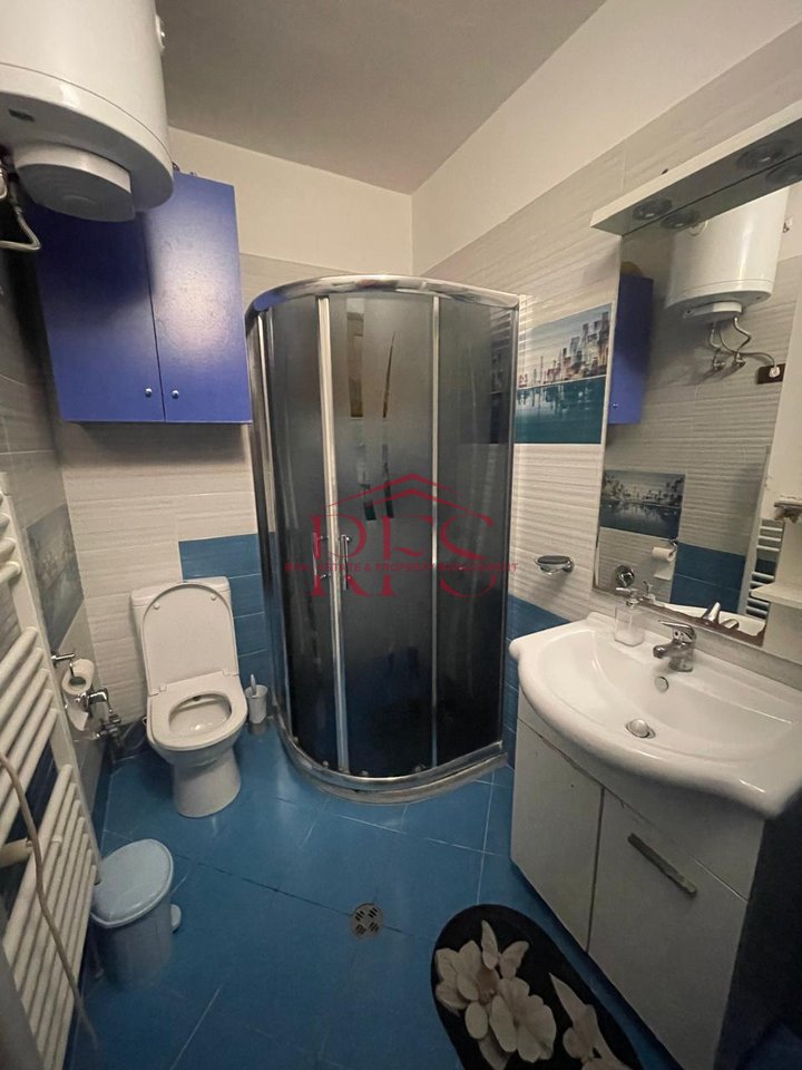 🏡 AFFITTASI – APPARTAMENTO 2+1   📍 Vicino a 21 Dhjetori – Tirana