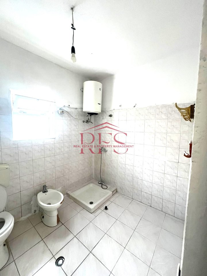 🏡 Jepet me qera hyrje 3+1 te 5 Maji, Tiranë per 450 mije leke te vjetra/muaj 🔑