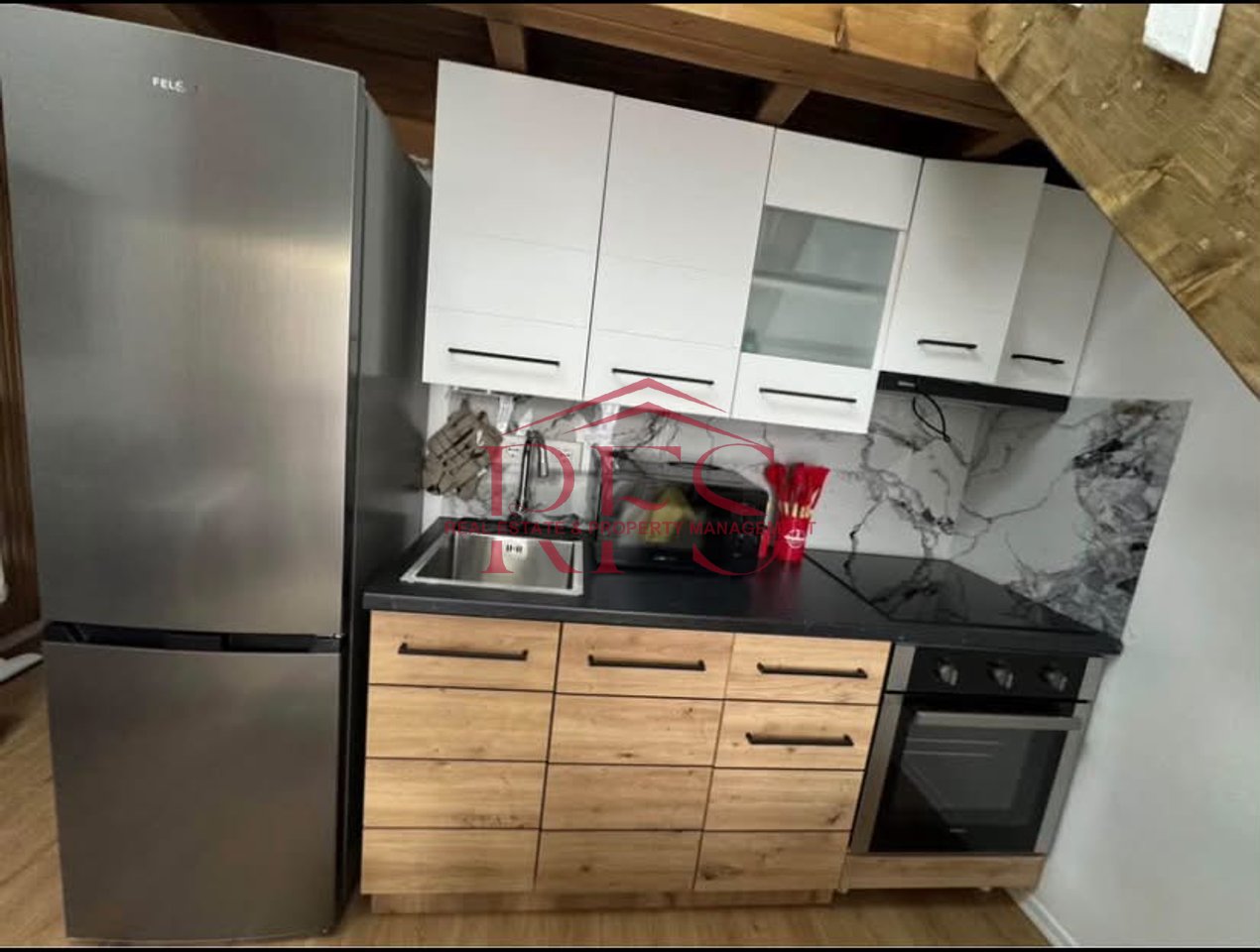 ✨ Jepet me qera apartament 1+1+ballkon te 5 Maji per 500 mije leke te vjetra/muaj 🔑