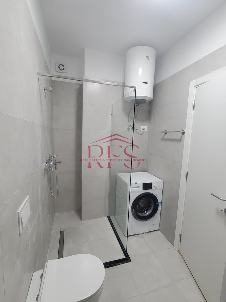 🏡✨ Jepet me qera apartament 2+1+2 me parkim – Liqeni i Thatë | 1,200 €/muaj 🔑