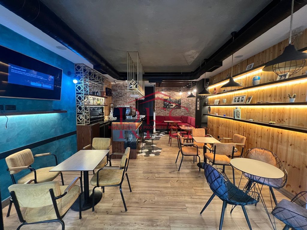 Gallery 01