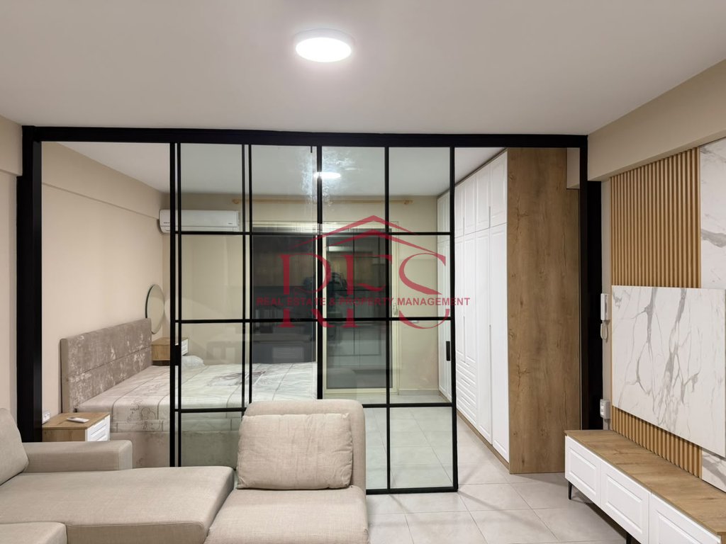 Gallery 01