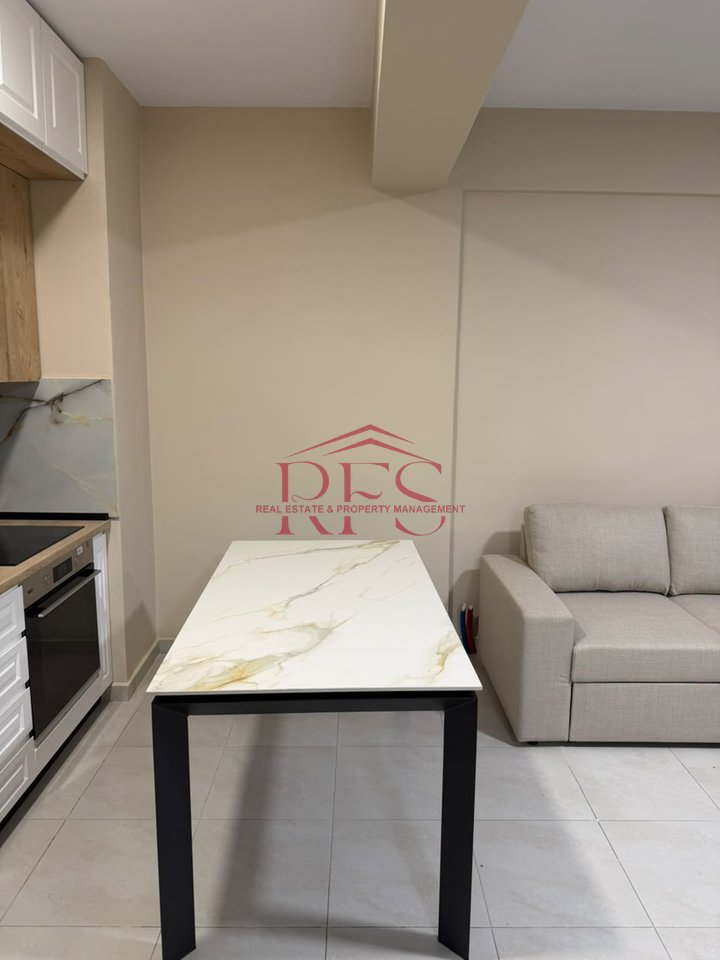 🏡 1+1 apartment with balcony for rent for 450 lek – Malajzian Complex, Garden City, Kthesa e Kamzes