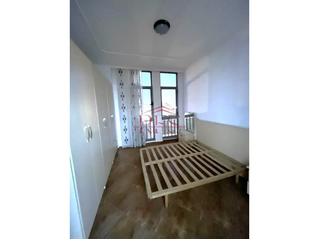 Gallery 01
