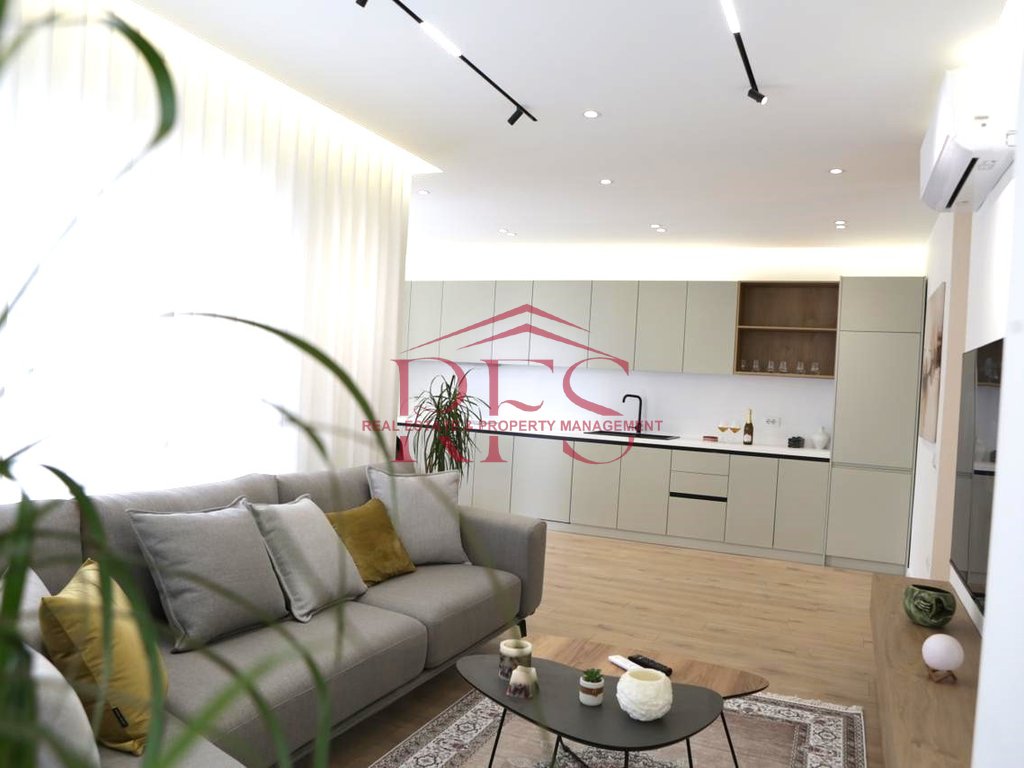 Gallery 01