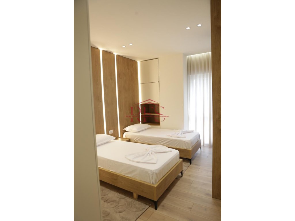 Gallery 01