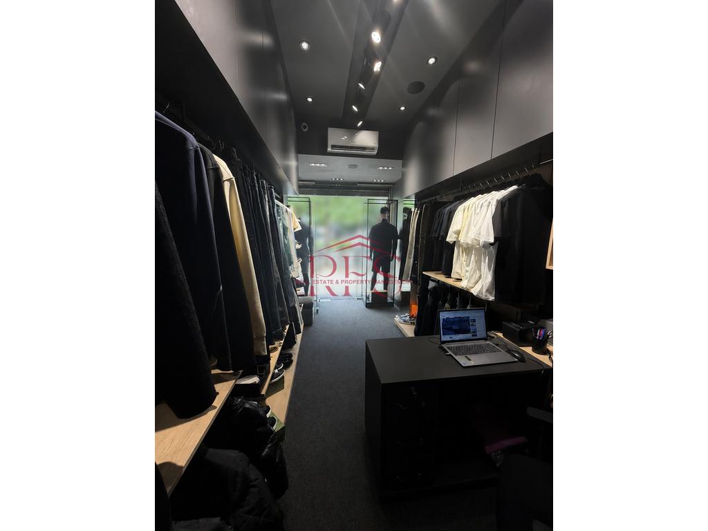 Gallery 01