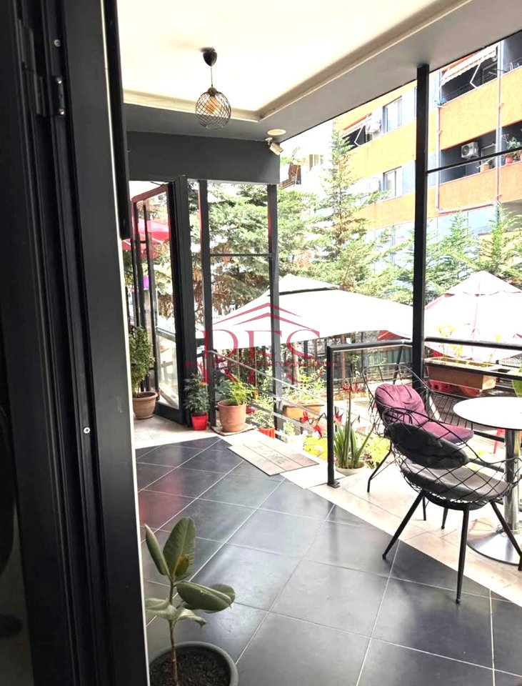🏪 Jepet me qera lokal 1 mije euro I Astir, Tirane