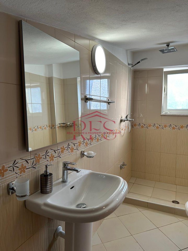 OKAZION✨ APARTAMENT DUPLEX ME QIRA – FRESKU, TIRANË -- 50.000 Leke/muaji