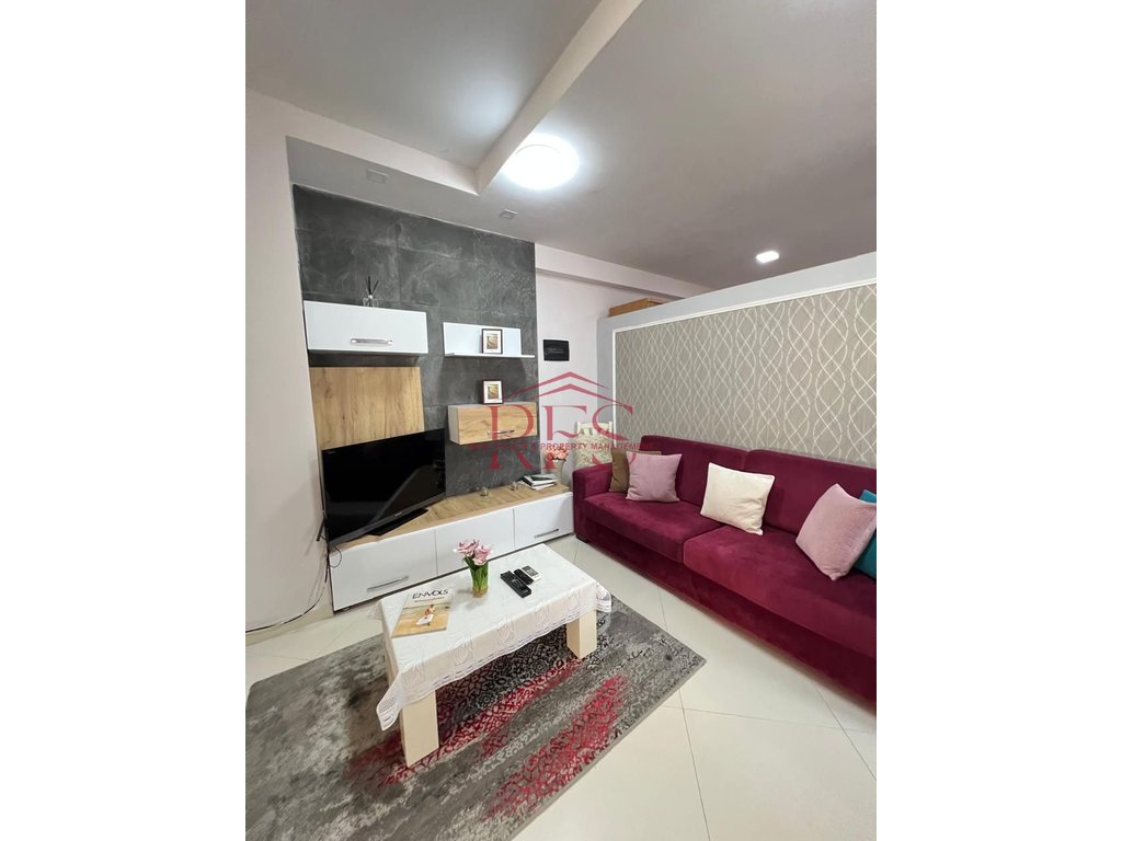 Gallery 01
