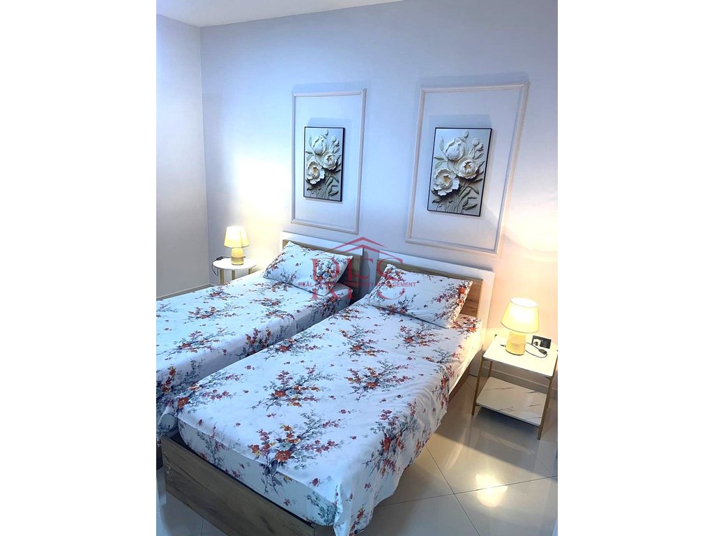 Gallery 01