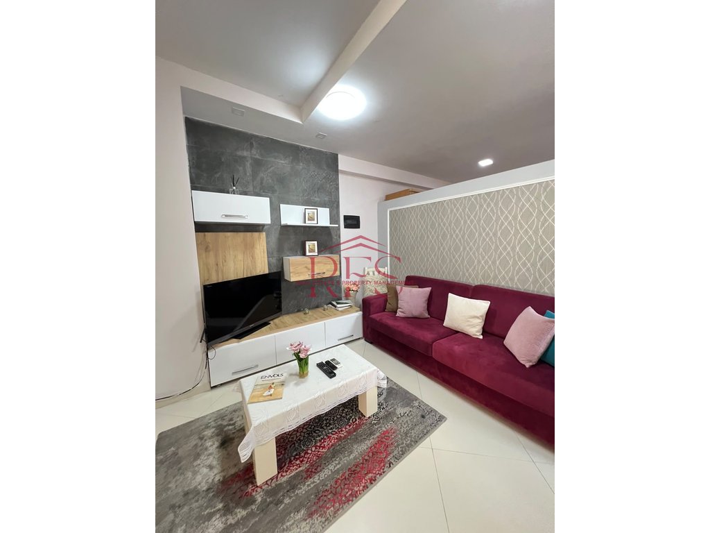Gallery 01