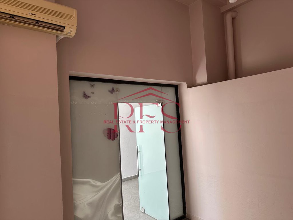 Gallery 01