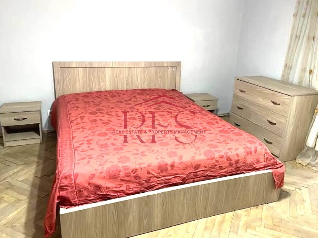 Gallery 01