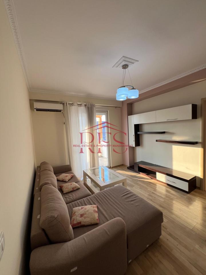 🏡 Appartamento 1+1 in affitto – 50.000 lek/mese | Città Studenti